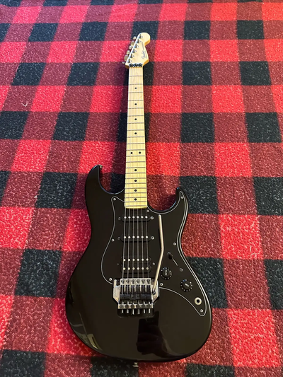 THE ONLY TRADE CONSIDERED WOULD BE A FRIEDMAN rare Fender Stratocaster Prodigy 1990 made in USA mint...