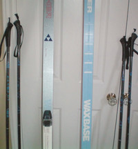 Fischer Sport Glass Waxbase Classic CC Skis and Set of Poles