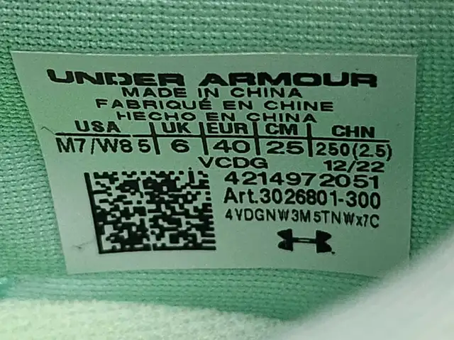 Under Armour Flow Velociti Elite,  "Limited Edition  in Men's Shoes in City of Toronto - Image 5