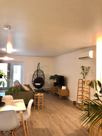 Appartement à louer - Très grand 3 1/2 à Sherbrooke