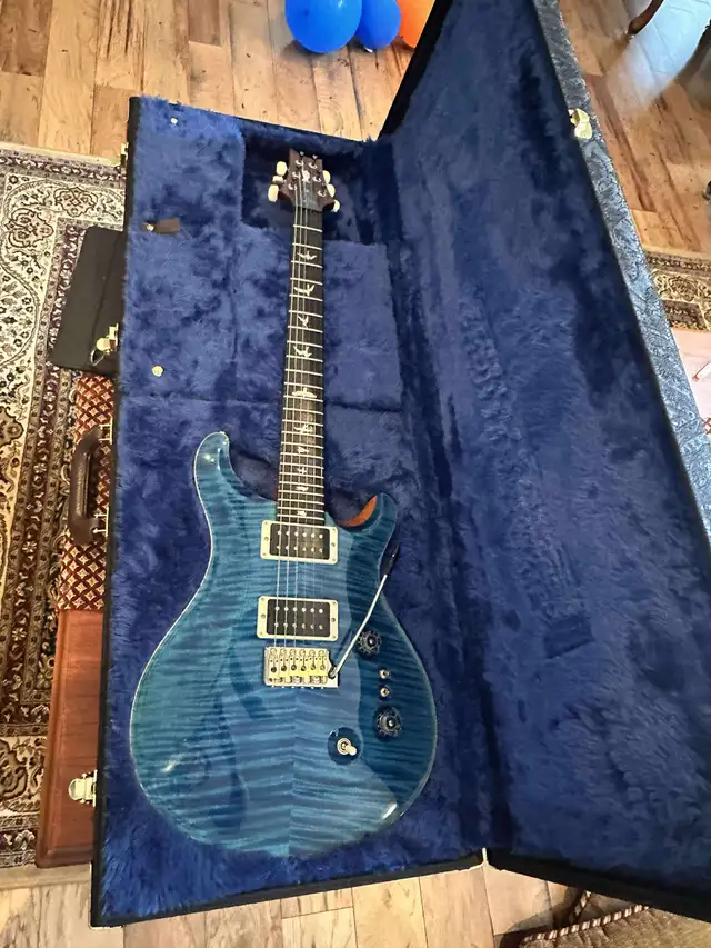 PRS Custom 24 – 35th Anniversary (2021) – 10-Top – Cobalt/Matteo in Guitars in Calgary - Image 4