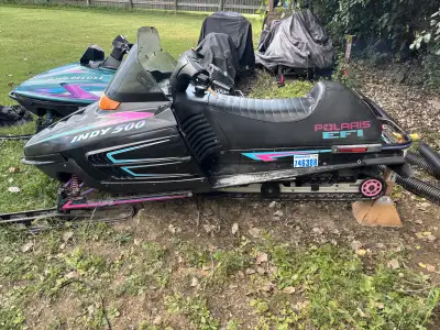 1994 Polaris Indy 500 With owner ship Needs a battery