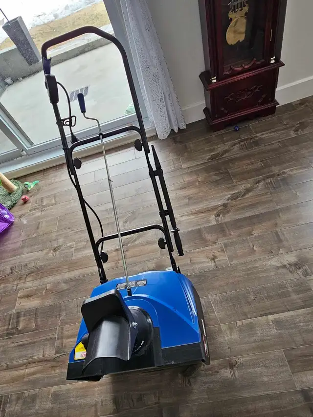 souffleuse electrique snowjoe SJ623E a vendre in Lawnmowers & Leaf Blowers in West Island - Image 3