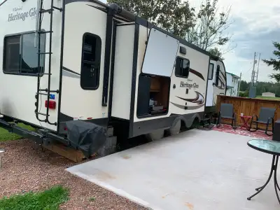 $34,000. 2018 Heritage Glen couple's trailer, model 272RL. Currently located at Elm River Park in Ma...