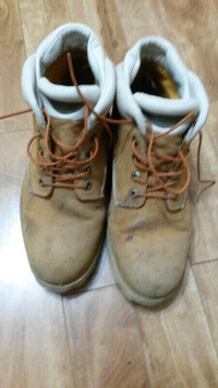 Mens Size 10.5 Timberland Boots