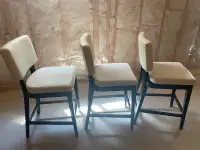 Solid wood bar stool