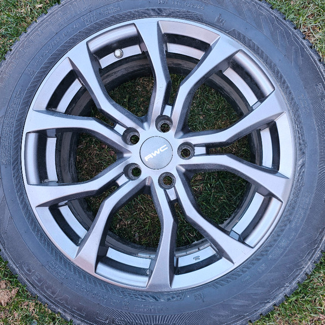 225/60/18 nokian hakkapeliitta r5 witner tires with RWC alloy ri in Tires & Rims in Markham / York Region - Image 4