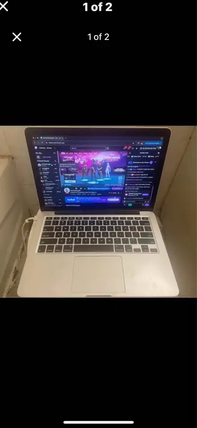 Selling MacBook Pro Retina 13-Inch Early 2015 Laptop, View more