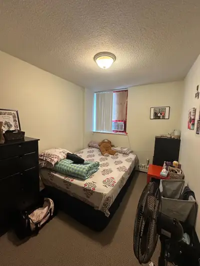 Room for Rent In Mississauga Near Square One