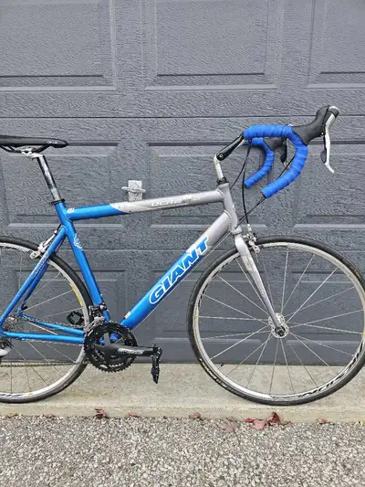 Giant OCR 2 road bike..., View more