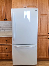 LG 31" bottom mount freezer refrigerator fridge 