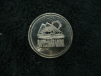 1995 Banff - Lake Louise souvenir coin