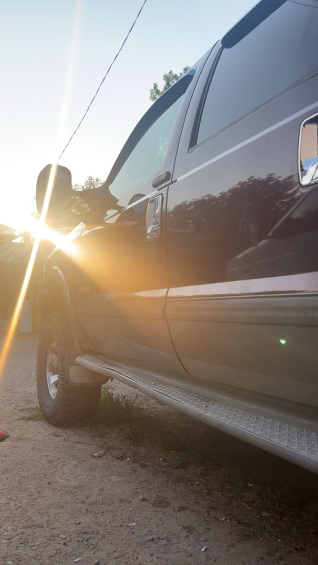 2004 ford f350 king ranch in Cars & Trucks in Lethbridge - Image 2