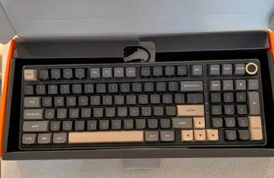 ⌨️ Clavier RGB mécanique R98 96% hot swap ⌨️, View more