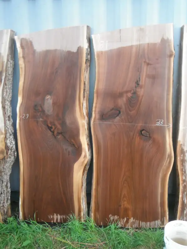 Live edge walnut slabs for table tops in Other in Ottawa - Image 6