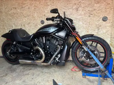 Enclosed transport Indoor motorcycle storage available $75 per month We transport Canam Spyder I pho...