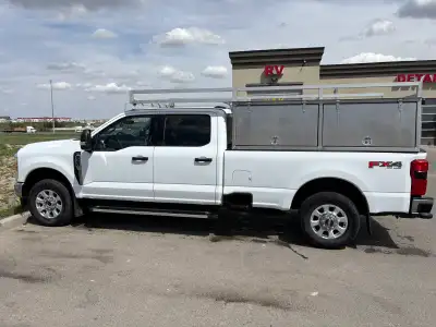 Great work truck. More reliable and less expensive than diesel but still powerful. Great condition 8...