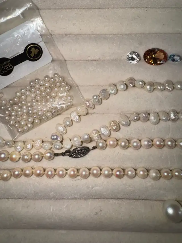 Gem and Pearl Collection in Jewellery & Watches in City of Montréal - Image 5
