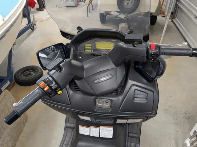 2003 Suzuki Burgman AN650 for sale, asking $3500. in Street, Cruisers & Choppers in Fredericton - Image 3