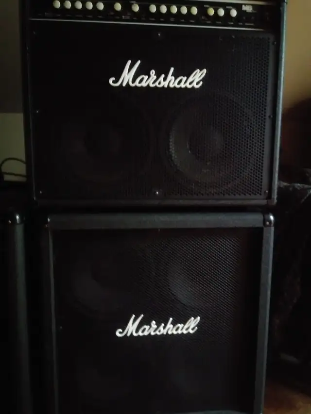 Marshall bass in Amps & Pedals in Hamilton - Image 2