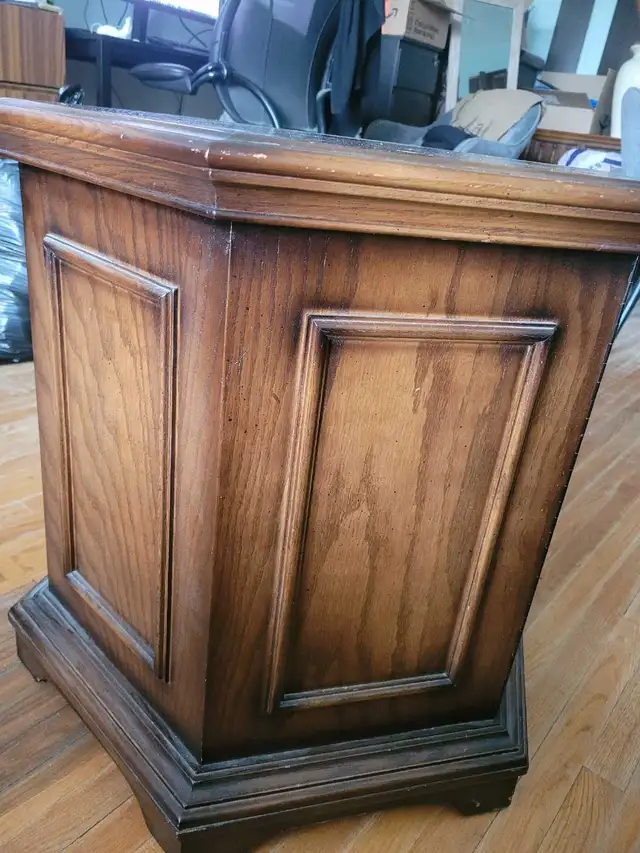 Wooden side tables in Coffee Tables in City of Toronto - Image 4