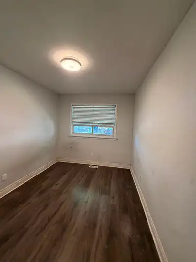 Private room available for rent in clean 3-bedroom house, its located on the upper portion of the ho...