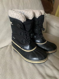 Sorel snow bootsunisex boots size 7 men’s /9 ladies 