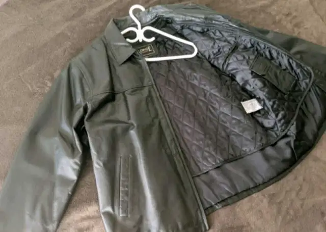 Men's leather jacket in Men's in City of Montréal - Image 3