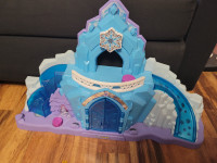 Little People Frozen castle & sleigh