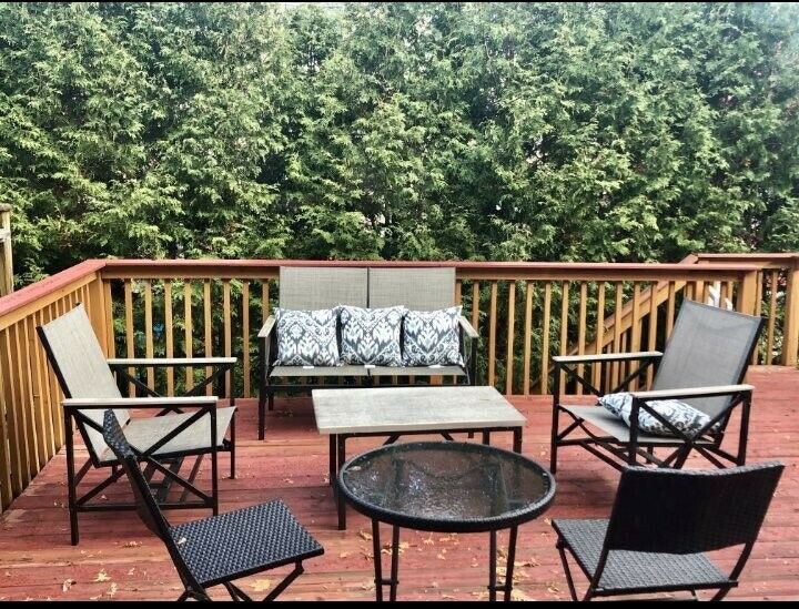Beautiful 3-Bedroom Townhouse Steps to CHEO General Hospitals 5