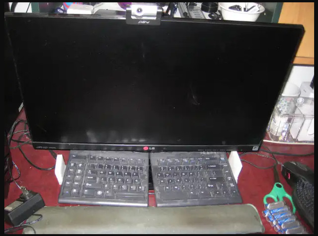 LG 24 monitor, cheap Insignia NS39L700A LED TV, ViewSonic 27 LCD in General Electronics in Ottawa - Image 2
