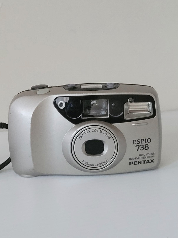Pentax Espio 738 Point  & Shoot 35mm Film Camera Lens 38-70mm  dans Appareils photo et caméras  à Ville de Montréal