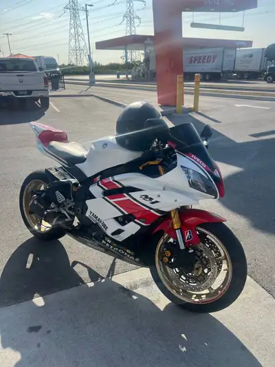 I’m selling my r6 because I don’t have the space for it anymore. I have had the bike for two years a...