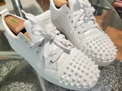 shoes ... best offer , View more