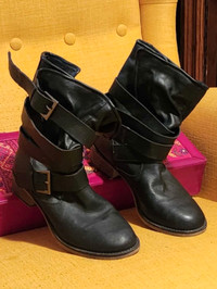vintage Women Leather fall boots
