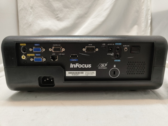 InFocus IN2114 DLP XGA Conference Room Projector 3000 Lumens VGA in General Electronics in City of Toronto - Image 4