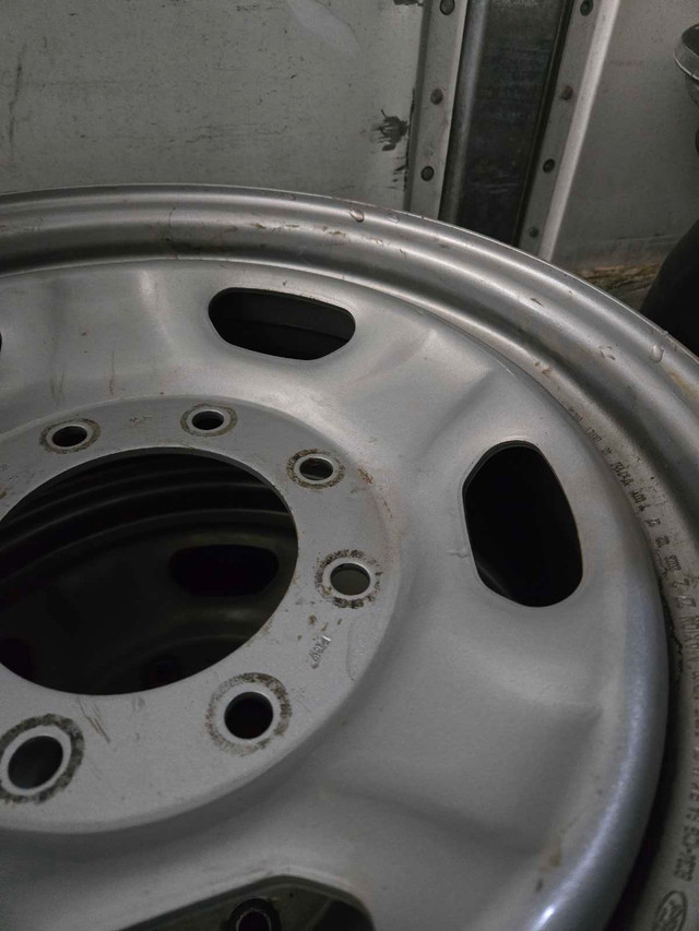 17"x7 8x170 Ford 8 bolt Steel Rims (4) in Tires & Rims in Kamloops - Image 3