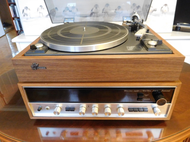 Amplificateur récepteur SANSUI 2000X avec table tournante SANSUI