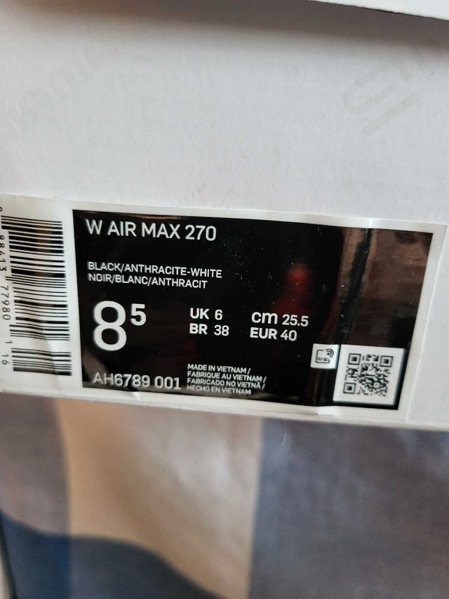 Women's air max 270 size 8.5 in Women's - Shoes in Bedford - Image 3