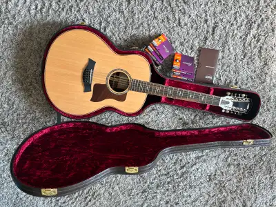 Taylor 858e 12 string guitar, View more