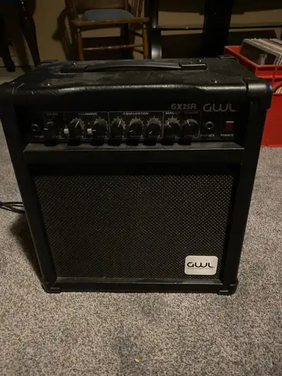 Washburn guitar amp. Brand new used few times. Been in storage. Sound great 50 bucks or best offer