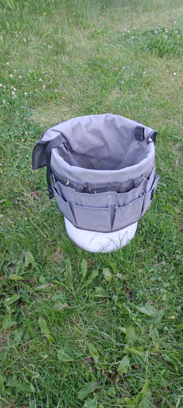 Bucket caddy/buddy/organizer in Storage & Organization in St. Albert - Image 6
