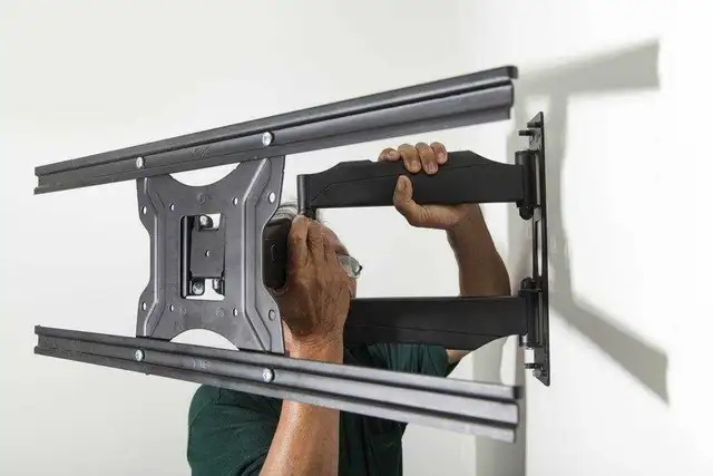 Local Handyman | Same-Day Home Repairs & Installations in Renovations, General Contracting & Handyman in Oakville / Halton Region - Image 9
