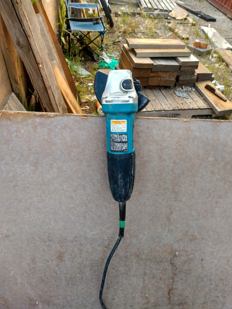 Makita grinder Power Tools Edmonton Kijiji