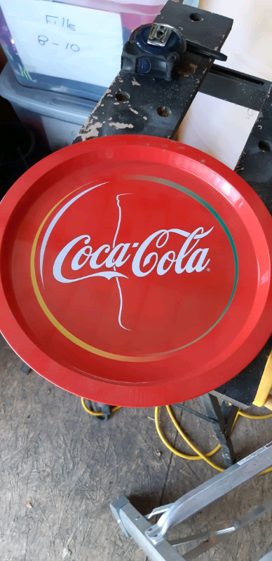 Plateau de service Coke,assiette metal coca cola,enseigne métal dans Art et objets de collection  à Laval/Rive Nord