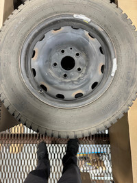 P225/70R16 winter tires with rims and TPMS