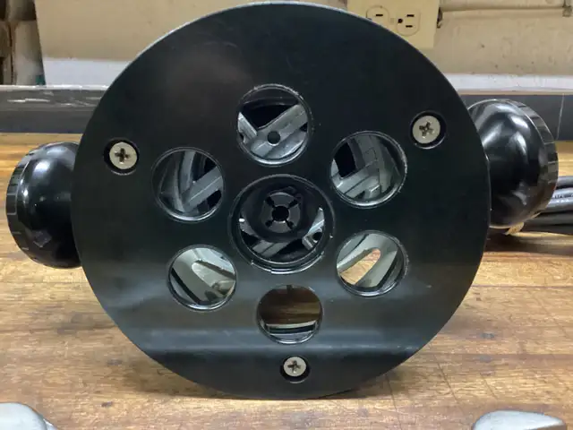 PORTER CABLE 6902 TYPE 5 H. D. 1 3/4 HP FIXED BASE 1/4” ROUTER in Power Tools in Barrie - Image 11