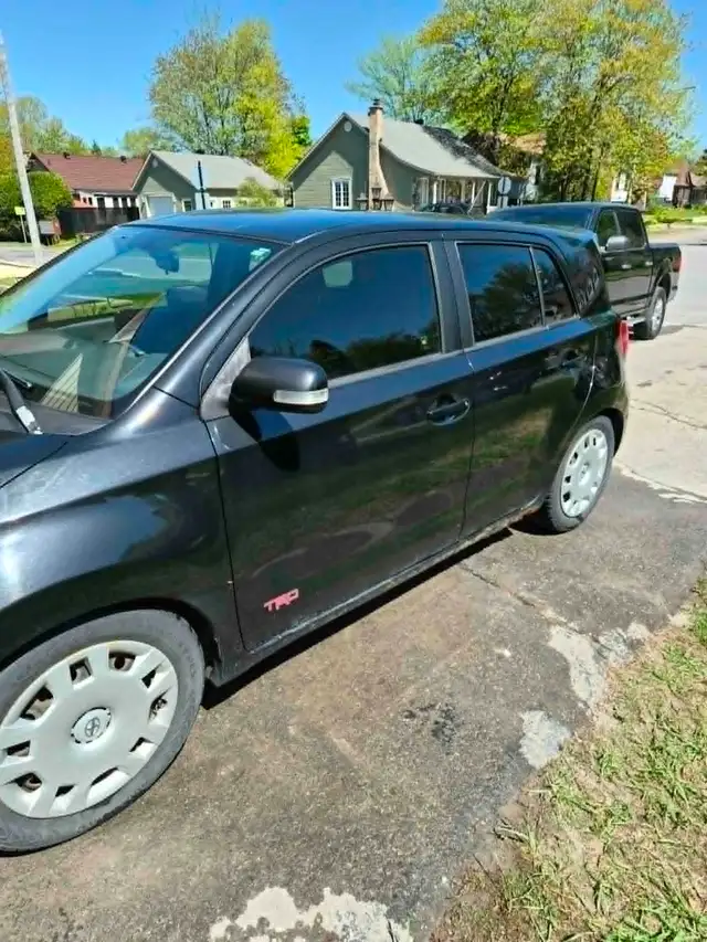 Scion xD 2011 in Cars & Trucks in Laurentides - Image 5