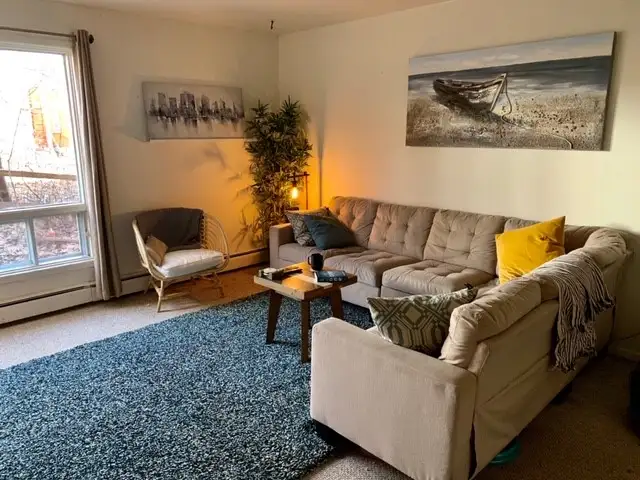 2BRM Quit, Sunny & Spacious $1,750 heat and Parking Included