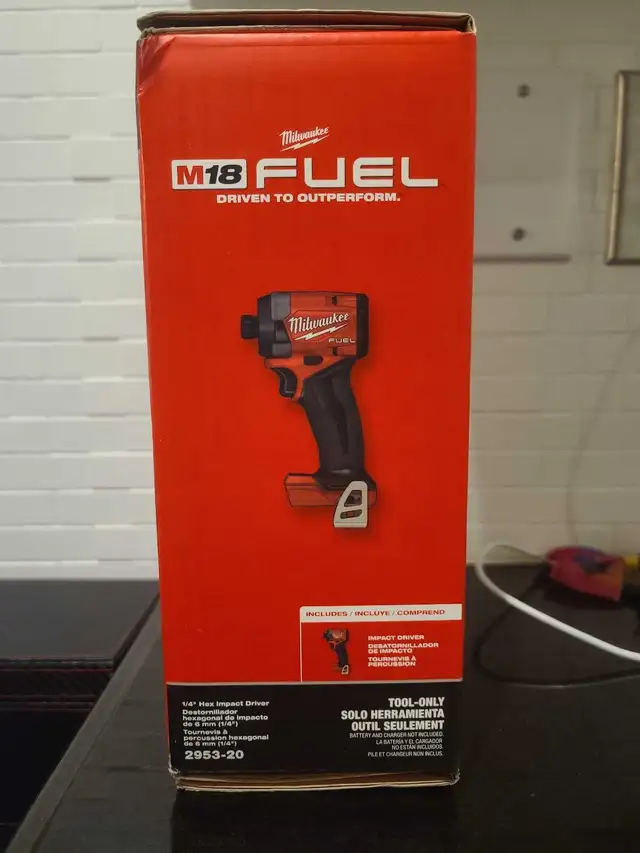 Milwaukee Tool M18 FUEL - Impact Driver in Power Tools in Markham / York Region - Image 3